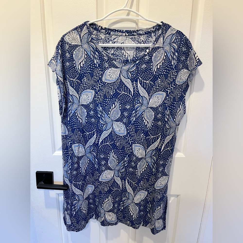 Blue and White Leaf Print Women's Top